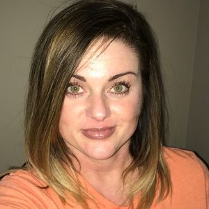 Meet your Posher, Michele